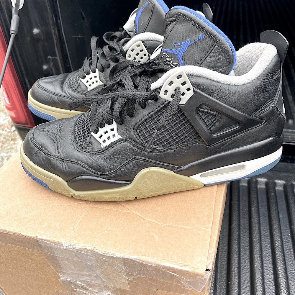 Size 10 Jordan 4 Alternate Motorsport.
